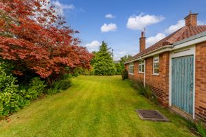 Wrap Around Garden- click for photo gallery